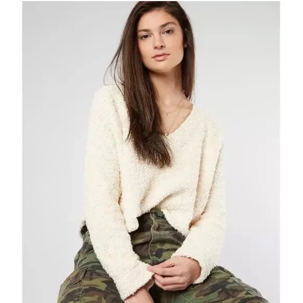 Free People Oversized Popcorn Pullover Sweater Cream Textured Cropped Medium NEW